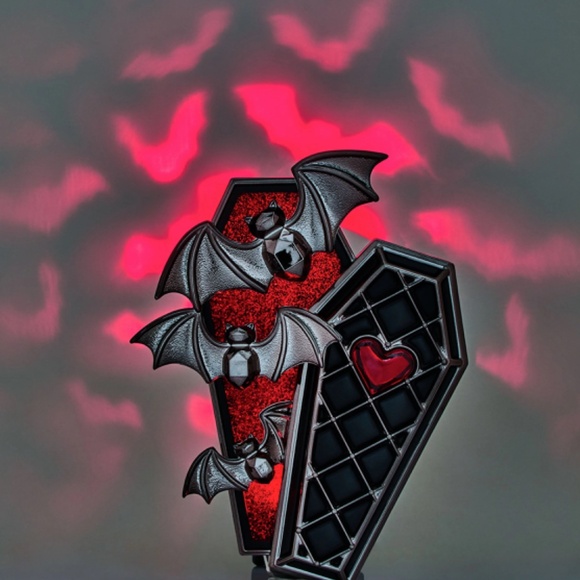 BAT COFFIN Projector Wallflowers Fragrance Plug - Picture 2 of 3